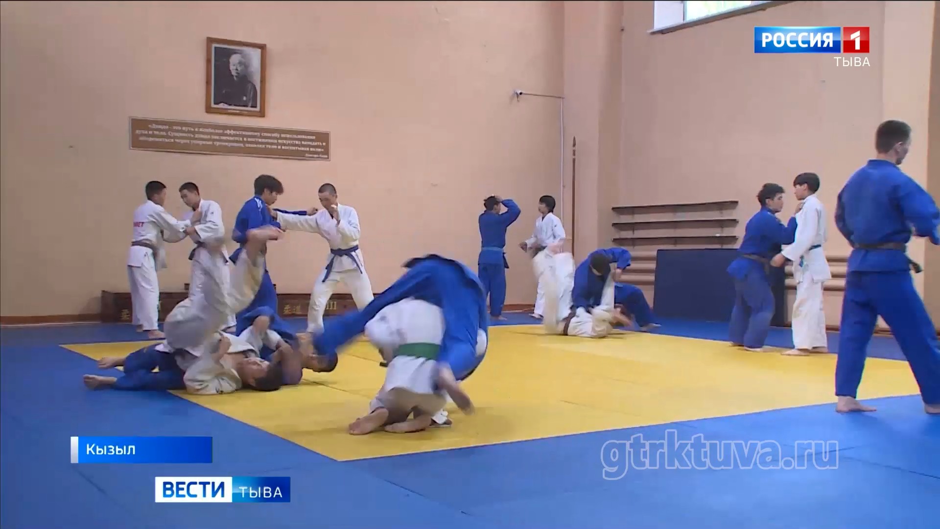 Татами ждёт