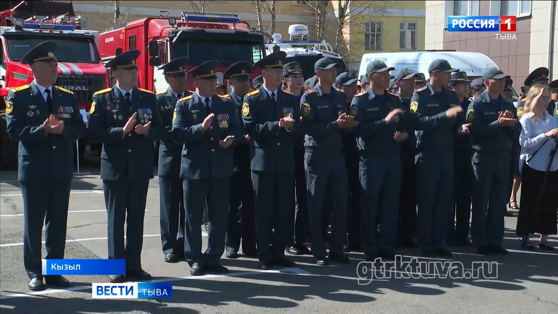 В борьбе с огнем