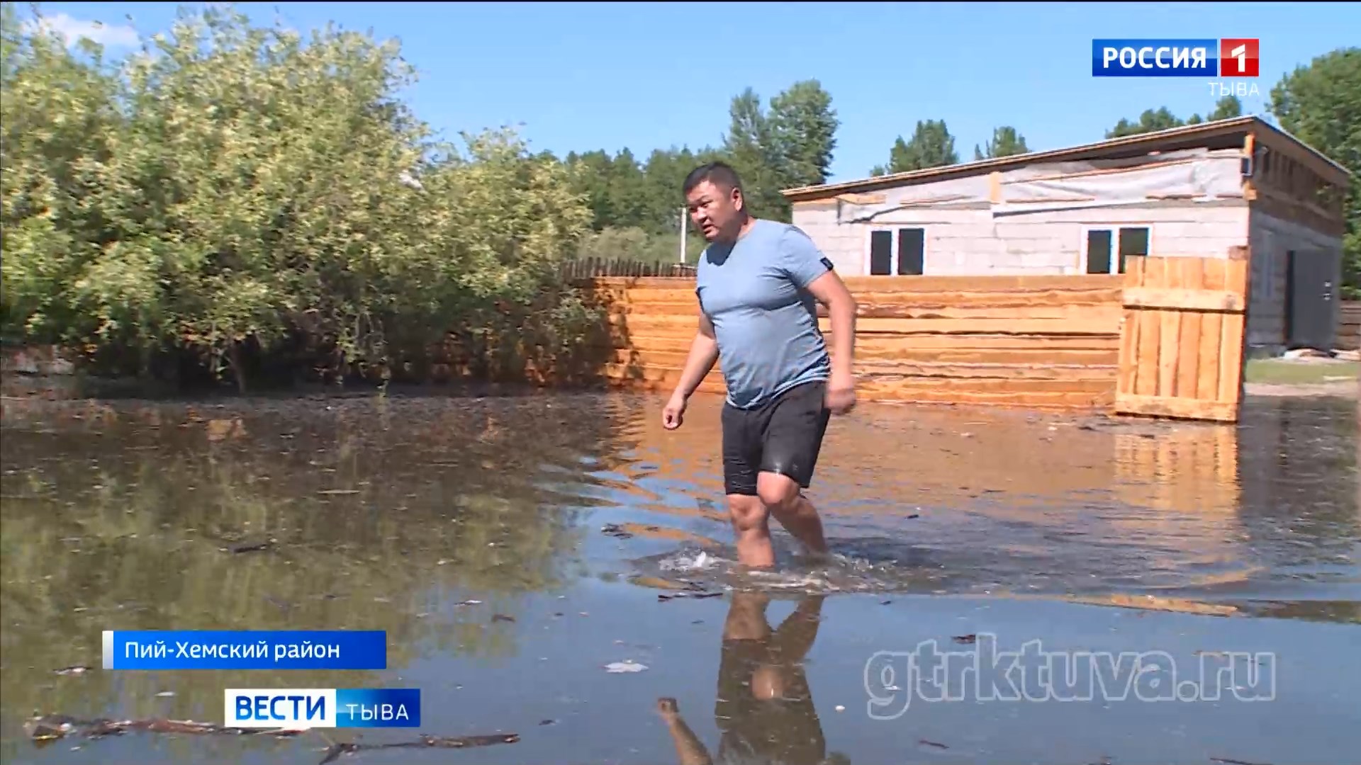Вода наступает